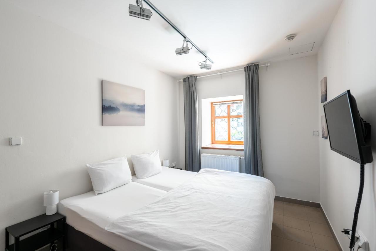 Apartman Muzeum Obchodu 카를슈테인 외부 사진