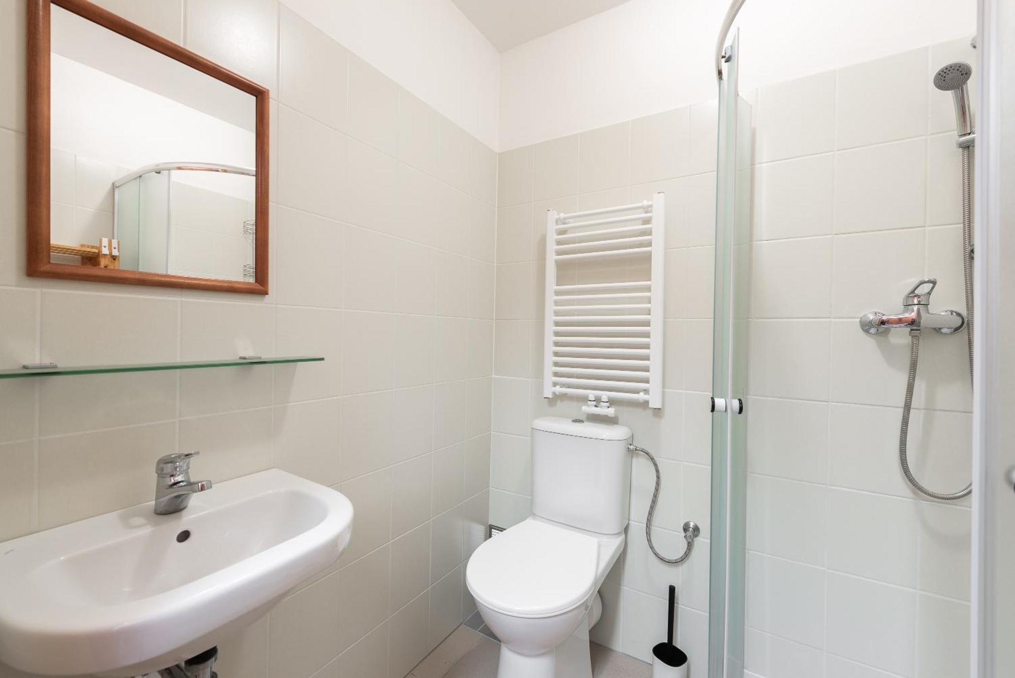 Apartman Muzeum Obchodu 카를슈테인 외부 사진