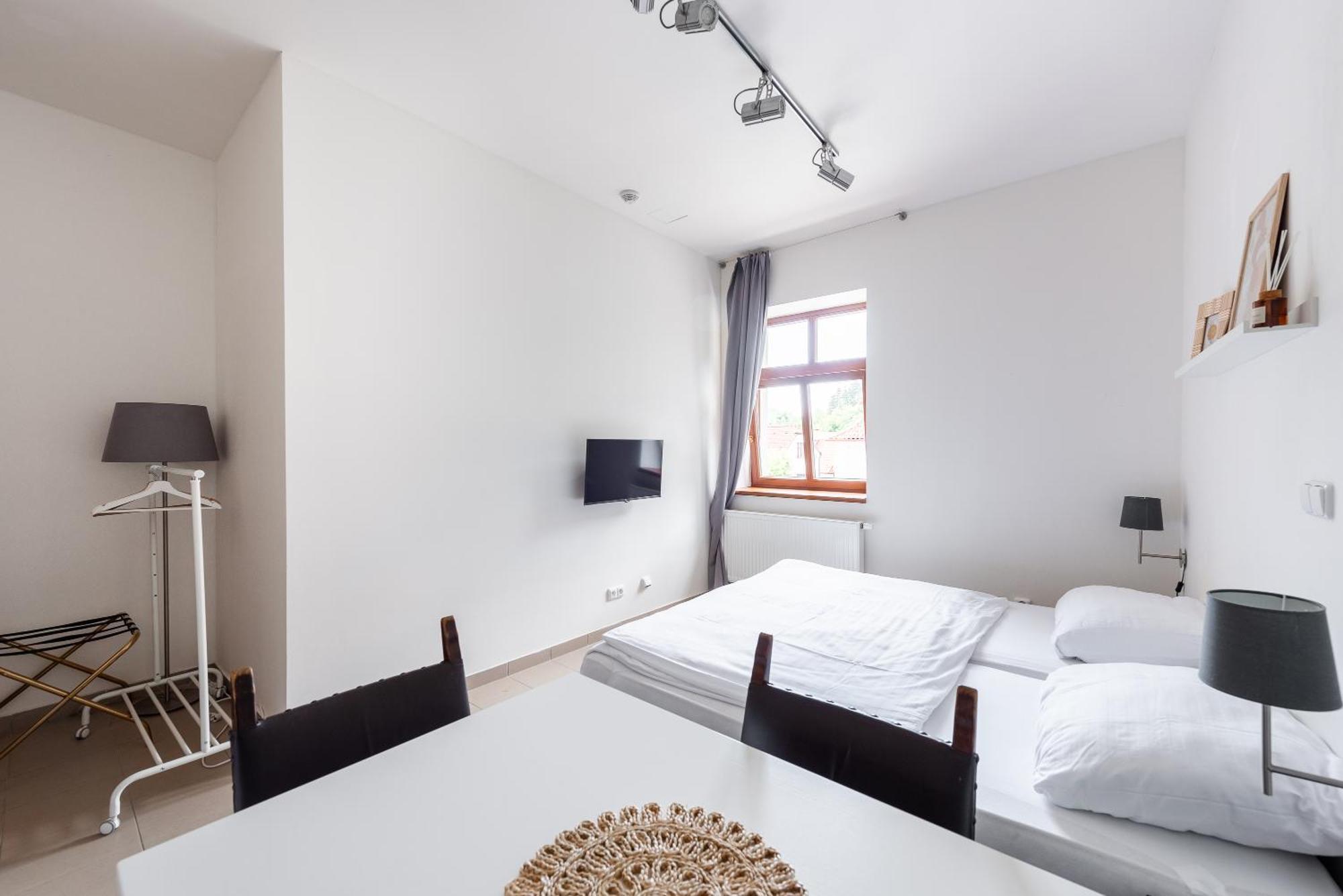 Apartman Muzeum Obchodu 카를슈테인 외부 사진